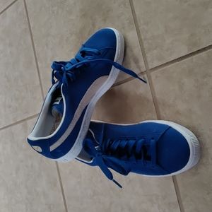Puma royal blue suede sneakers, only worn a couple times.